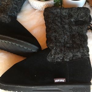 MUKLUKS WOMEN BLACK BOOTS SUPER CUTE SIZE 8